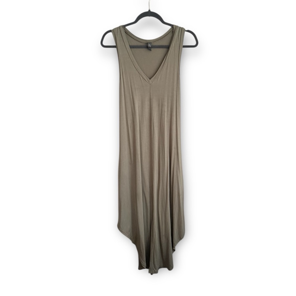 Alya Sleeveless V Neck Maxi Dress
